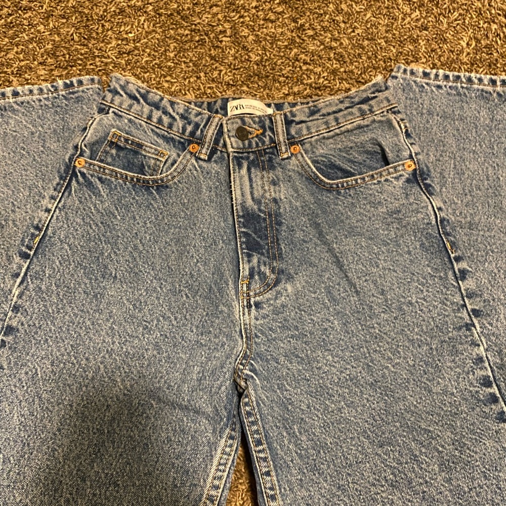 Zara Mom Fit Jeans